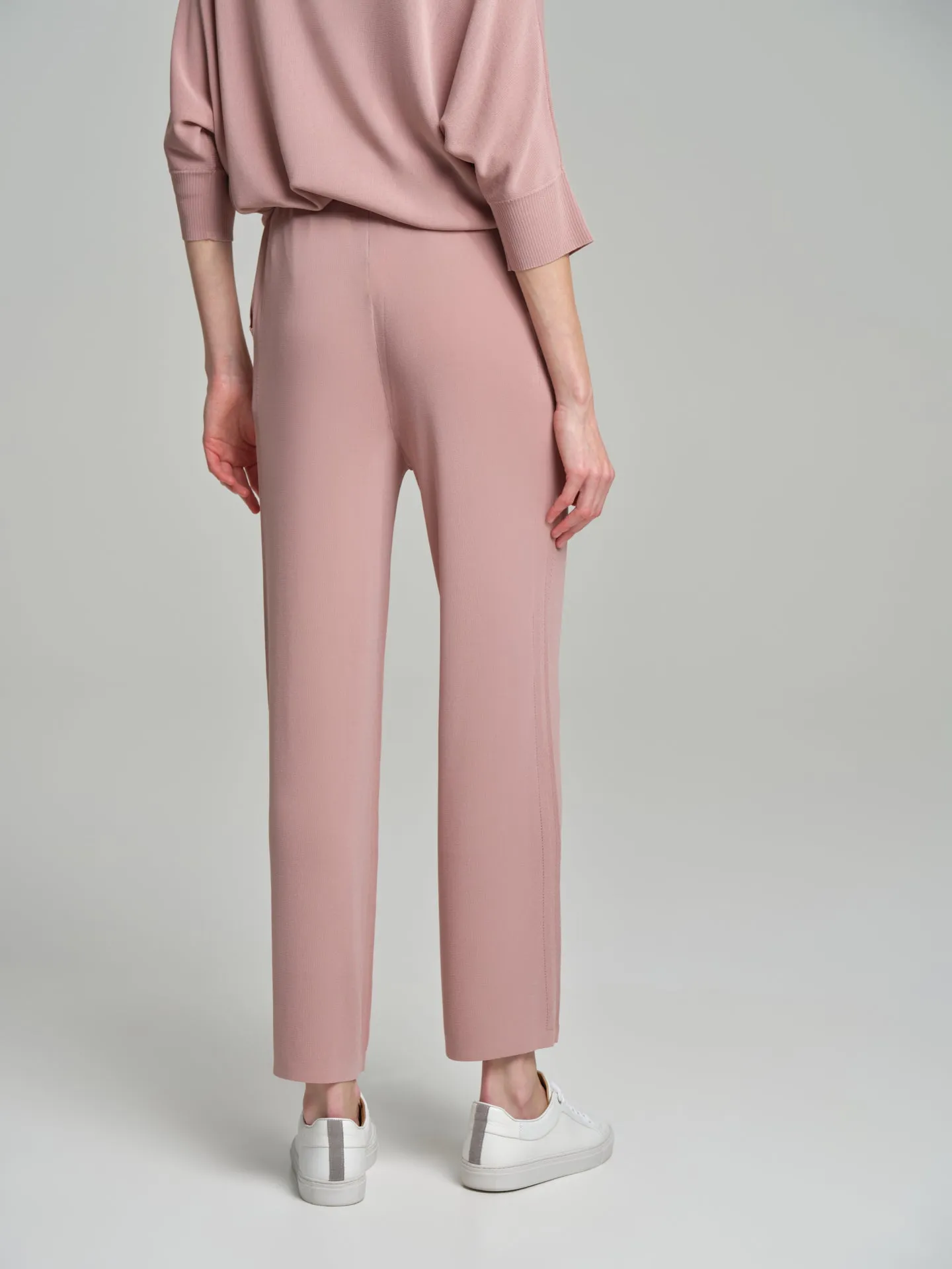Fancy-knitted trousers